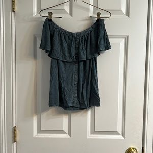 American Eagle off the shoulder top